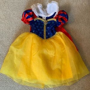 Disney “Snow White” Costume Size 4